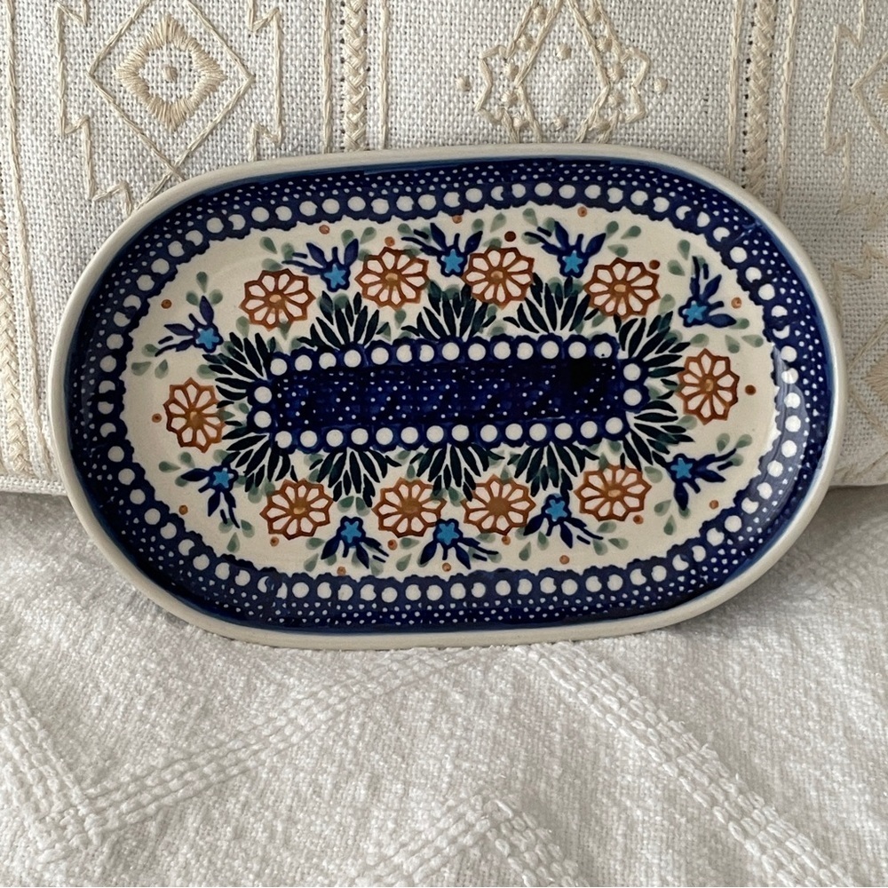 Polish Pottery Oval Serving Dish Flowers & Leaves - Picture 3 of 11